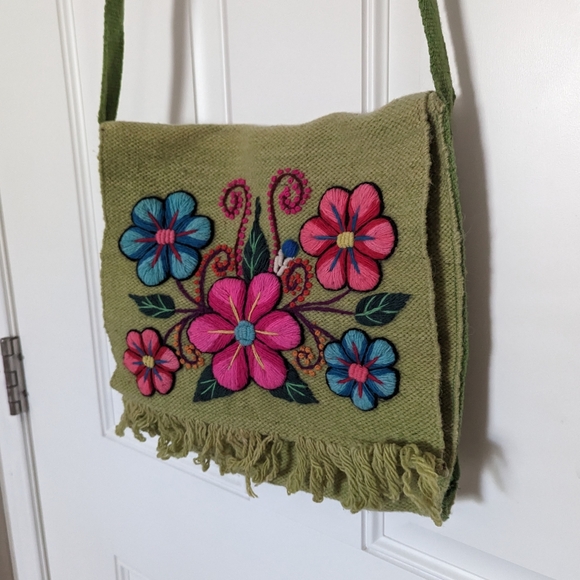 Embroidered Peruvian Bag - Picture 10 of 16
